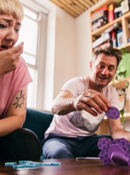 Guía de bares para jugar con juegos de mesa en Madrid