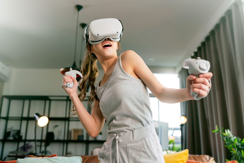 female-enjoy-3d-virtual-gaming-futuristic-experience_Freepik_SubHome